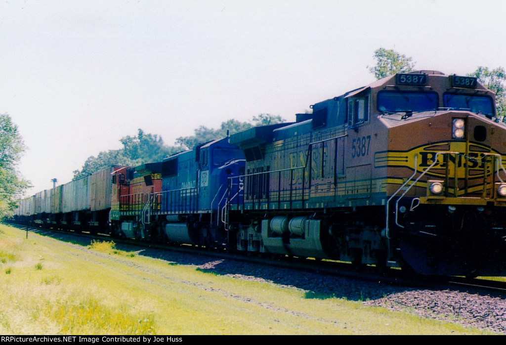 BNSF 5387 West